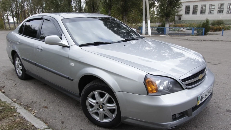 Chevrolet Evanda Silver attack 4