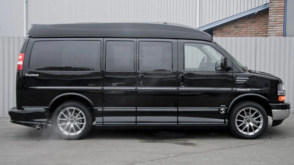 Chevrolet Express Справжній Full-size van 5