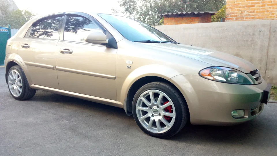 Chevrolet Lacetti 5D 2