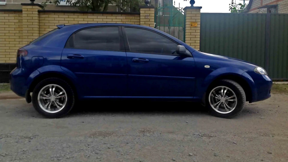 Chevrolet Lacetti 5D 2