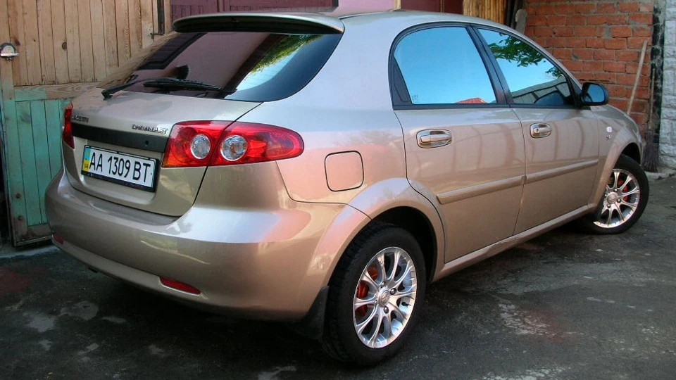 Chevrolet Lacetti 5D 2