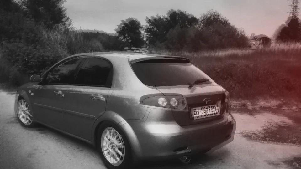 Chevrolet Lacetti 5D 1.8 - MINT GREEN... 3