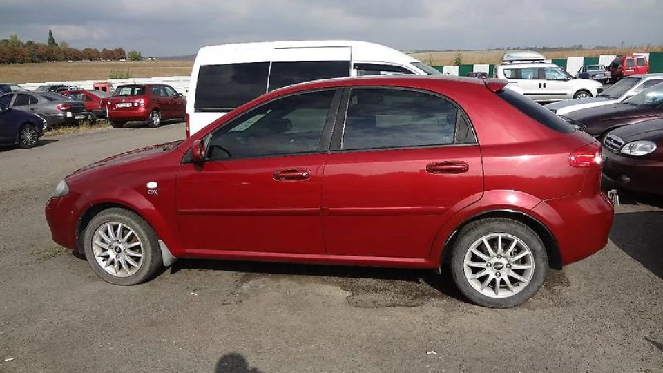Chevrolet Lacetti 5D 1.8АКПП