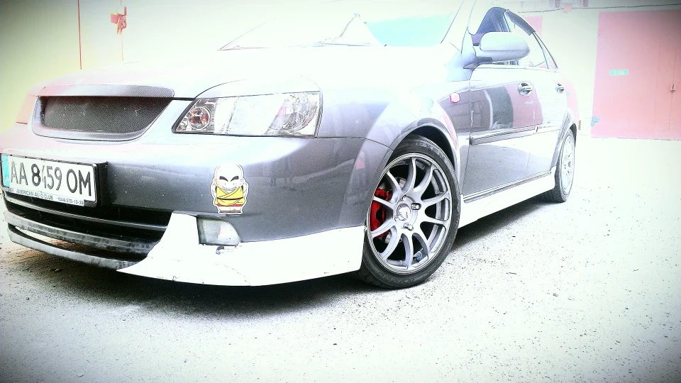 Chevrolet Lacetti 5D 1.8л 3