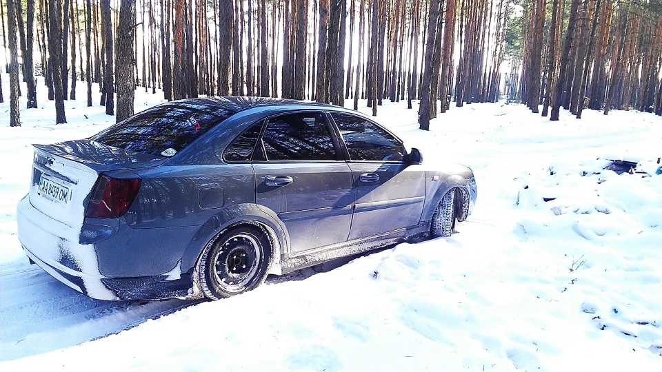 Chevrolet Lacetti 5D 1.8л 4