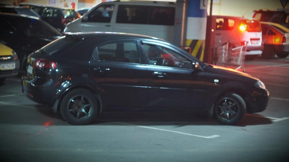 Chevrolet Lacetti 5D "BLACK HAWK2" 4