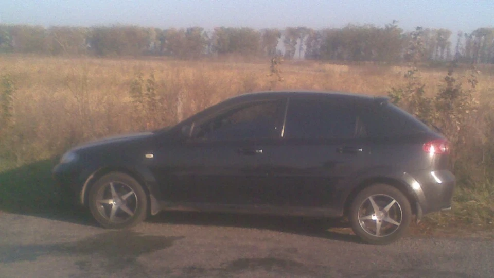Chevrolet Lacetti 5D BLACK 2