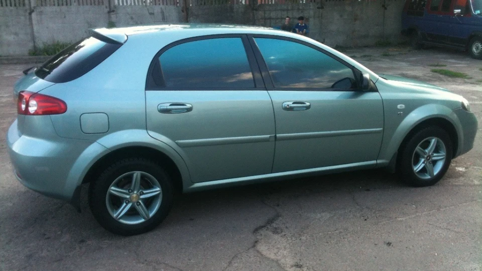 Chevrolet Lacetti 5D Чівраліт 4