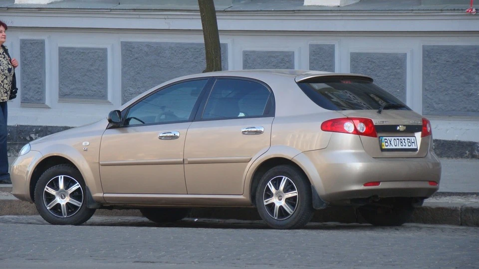 Chevrolet Lacetti 5D La Chevy 3