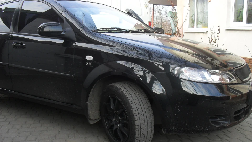 Chevrolet Lacetti 5D ЛАЧЕТТІ МТ 2