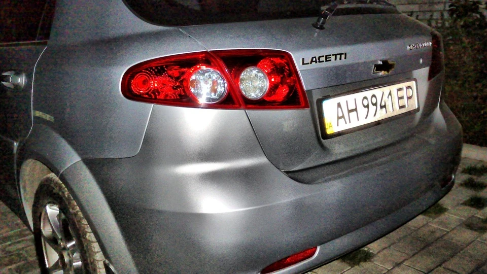 Chevrolet Lacetti 5D Лачик 1.8 2