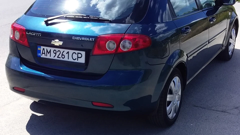 Chevrolet Lacetti 5D Лачик 2
