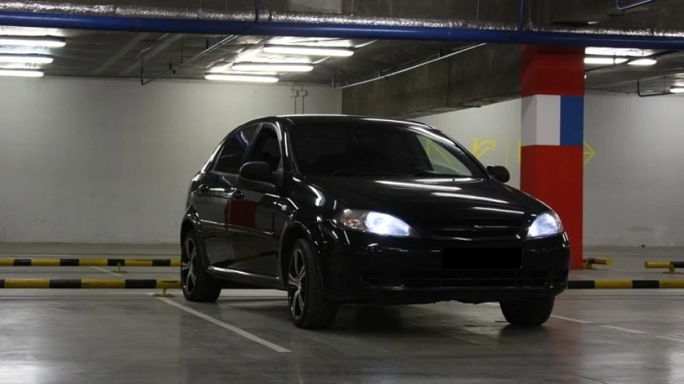Chevrolet Lacetti 5D ластівка 3