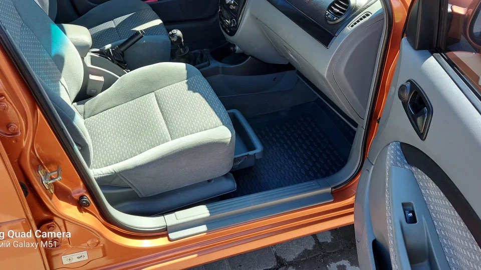 Chevrolet Lacetti 5D МАНДАРИНКА