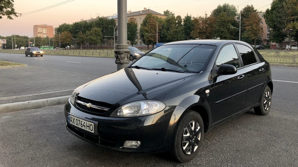 Chevrolet Lacetti 5D Pearl Black