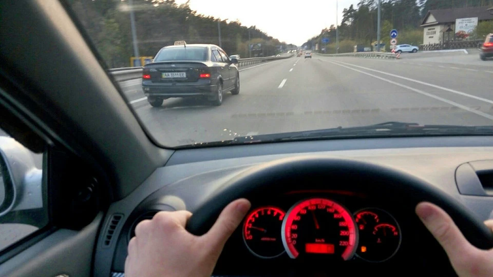 Chevrolet Lacetti 5D Red Light 2