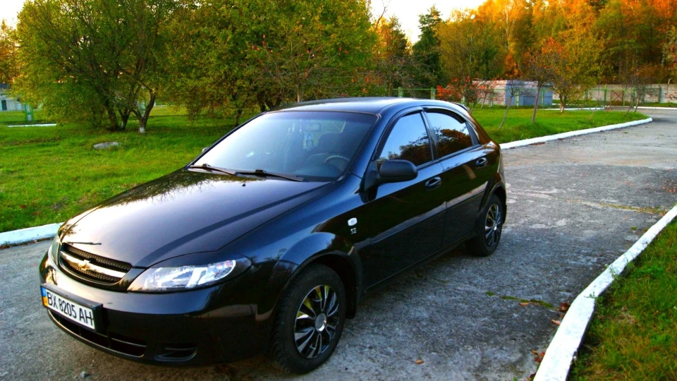 Chevrolet Lacetti 5D СимпотнаПЕРЛИНА 4