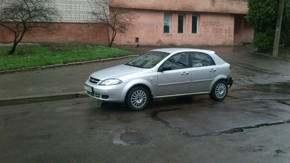 Chevrolet Lacetti 5D ♔ свинцева куля 2