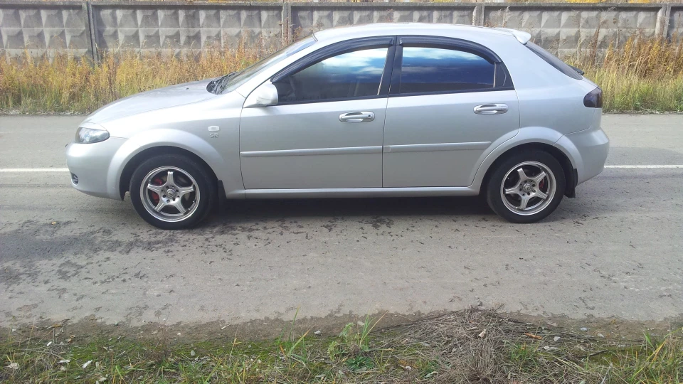 Chevrolet Lacetti 5D ХАЧИК 4
