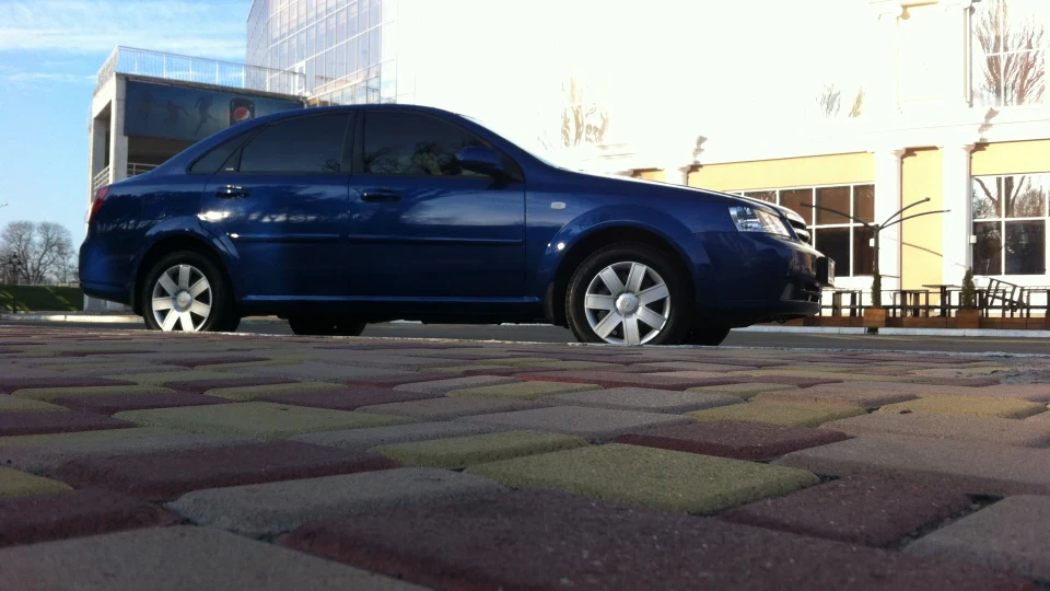 Chevrolet Lacetti SW Blue Pearl 4