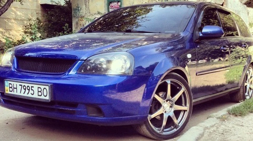 Chevrolet Lacetti SW Dropped Wagon 3