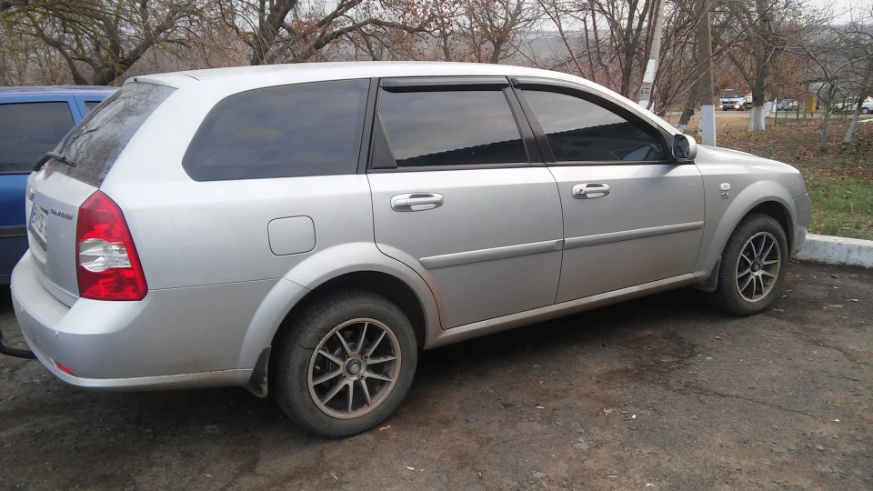 Chevrolet Lacetti SW Лачик 2
