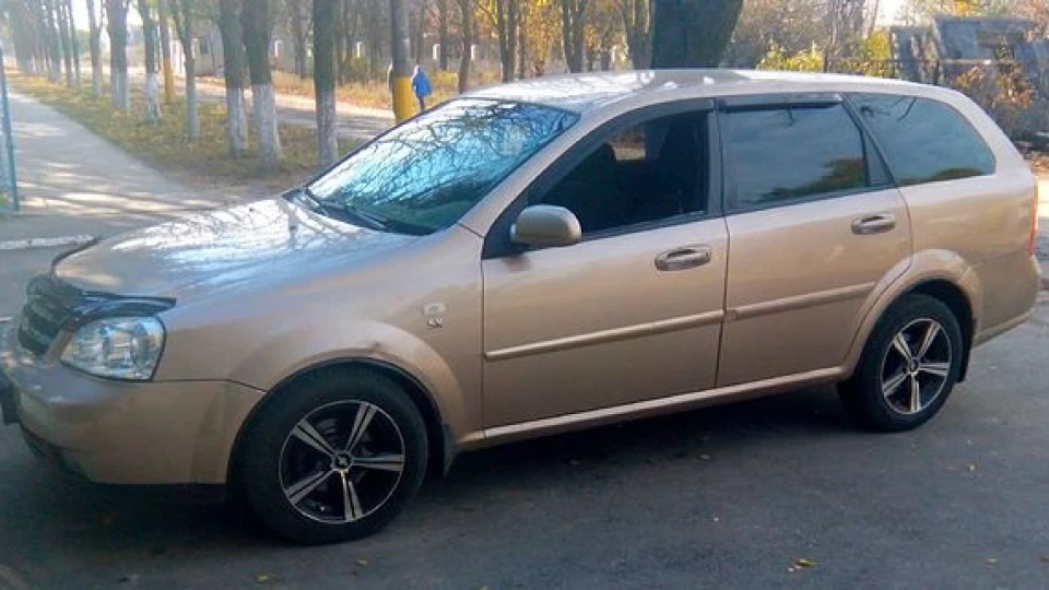 Chevrolet Lacetti SW мотилек 2