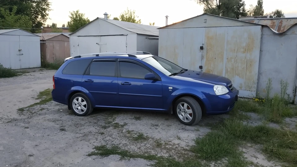 Chevrolet Lacetti SW Nubira 4
