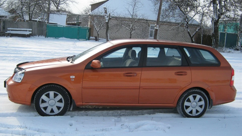 Chevrolet Lacetti SW тарокотовий лачик
