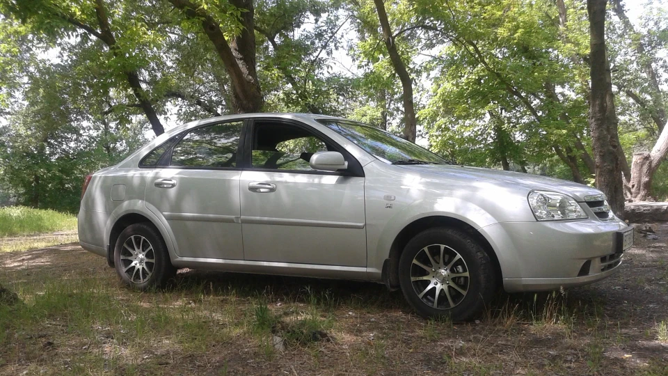 Chevrolet Lacetti 2