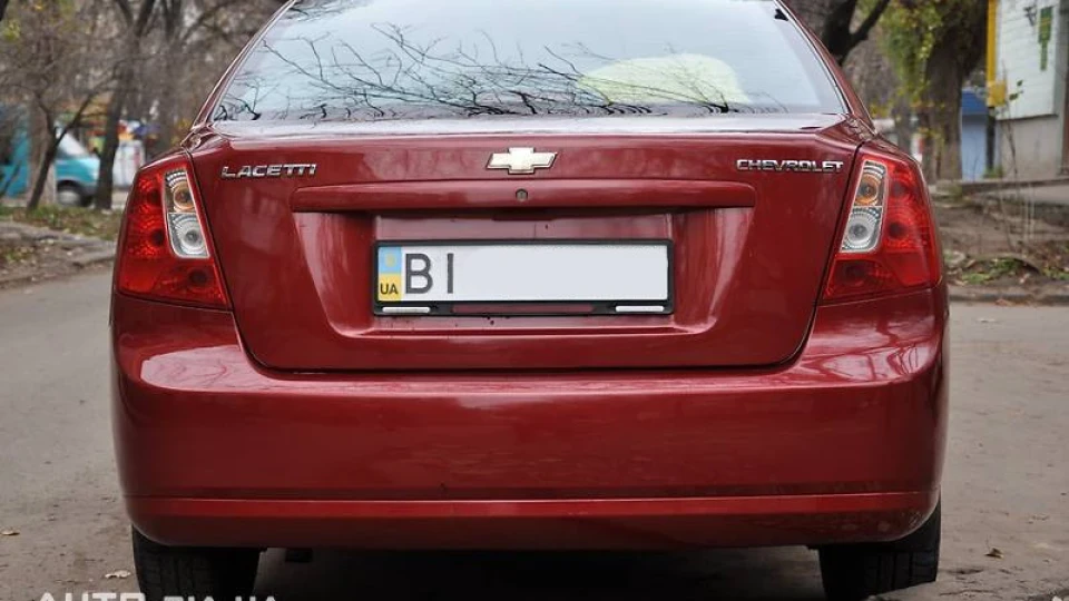 Chevrolet Lacetti 4
