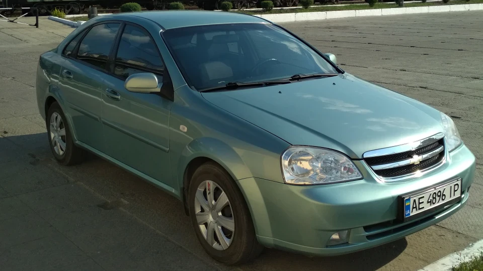 Chevrolet Lacetti 3