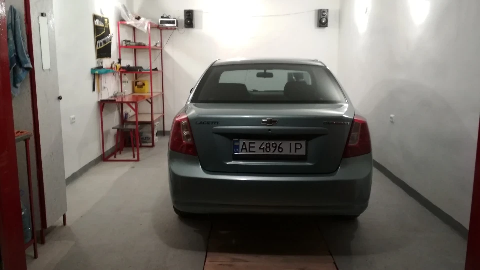 Chevrolet Lacetti 4