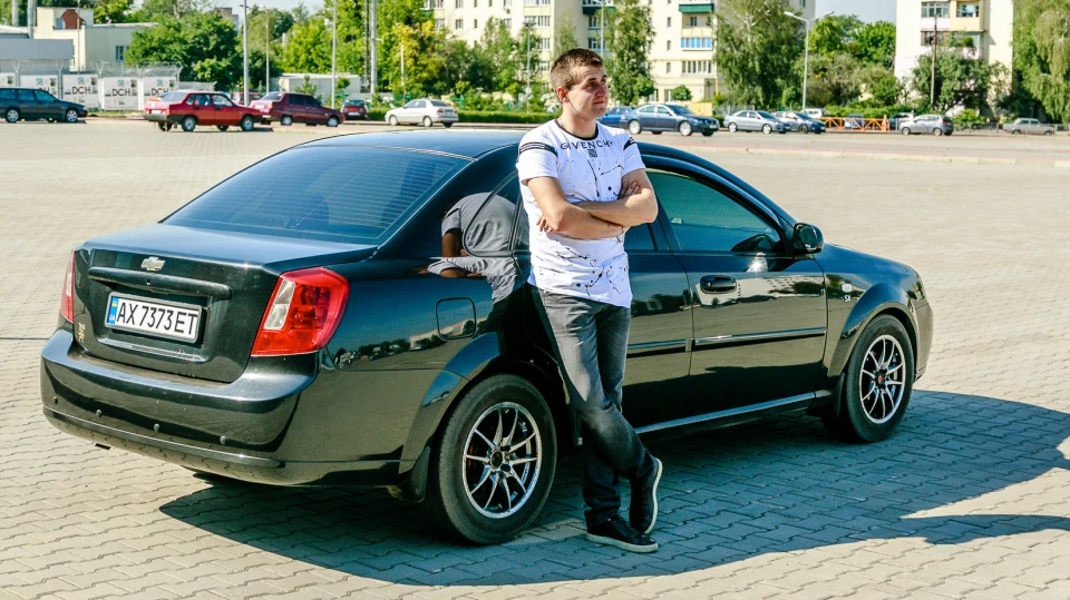 Chevrolet Lacetti 4