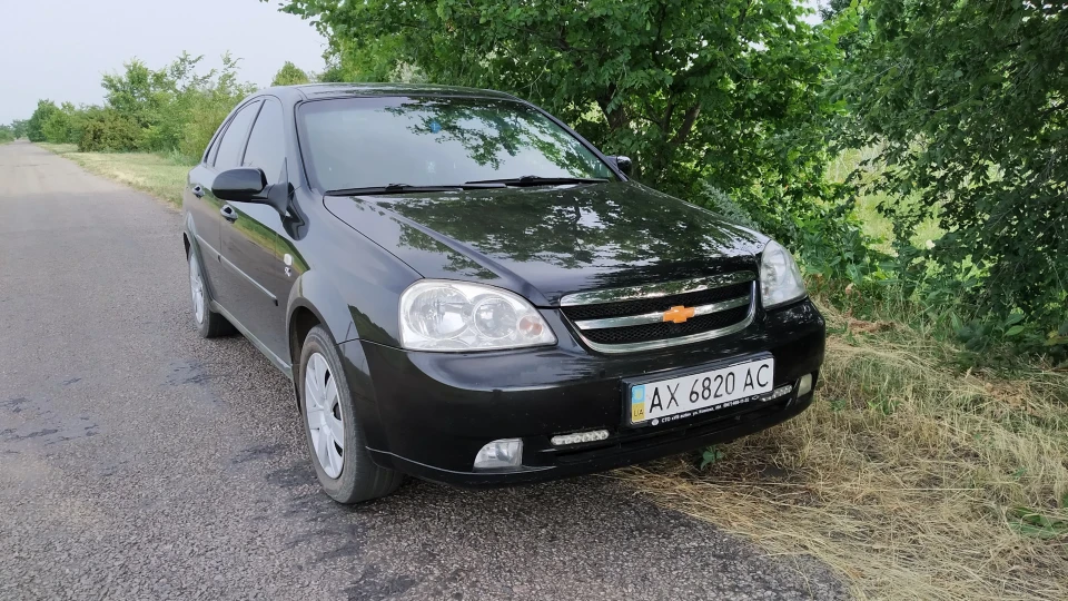 Chevrolet Lacetti 4