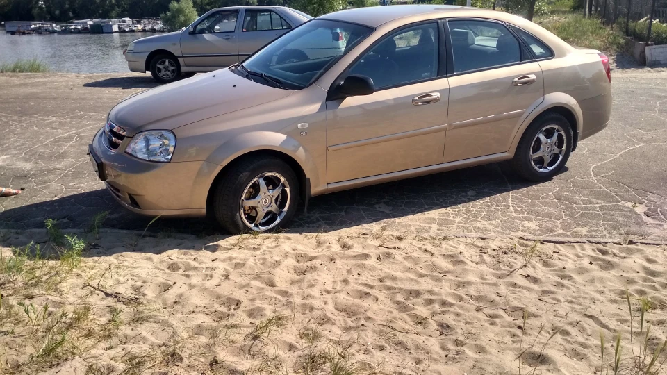 Chevrolet Lacetti 2