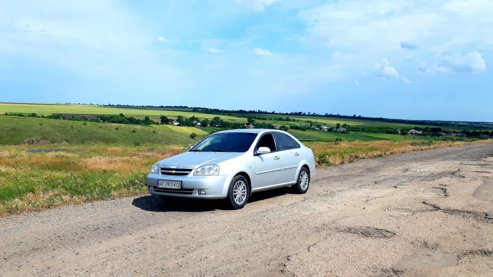 Chevrolet Lacetti 4