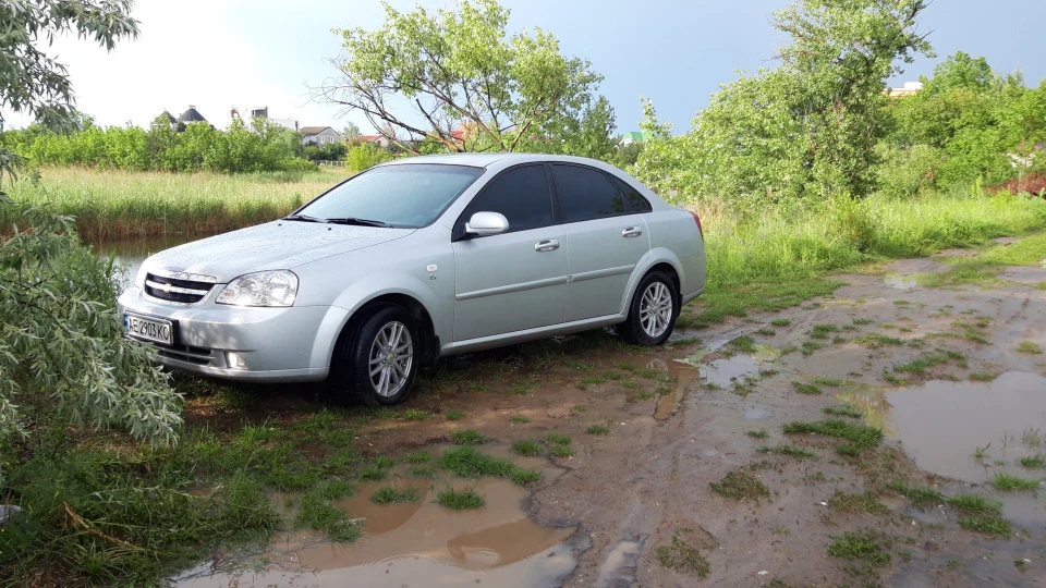 Chevrolet Lacetti 5