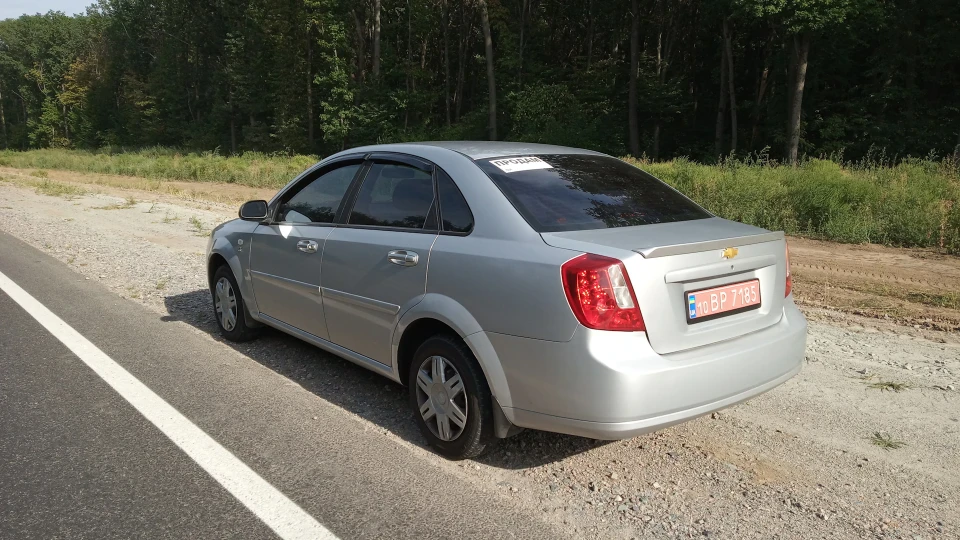 Chevrolet Lacetti 3