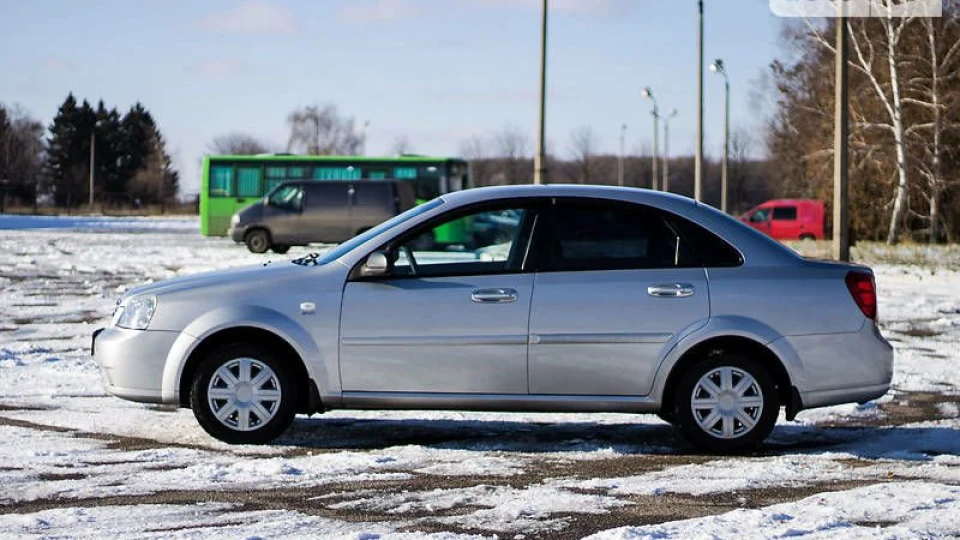 Chevrolet Lacetti 2