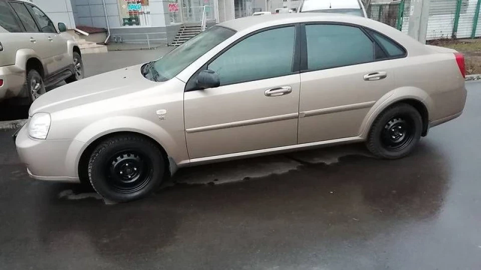 Chevrolet Lacetti 5