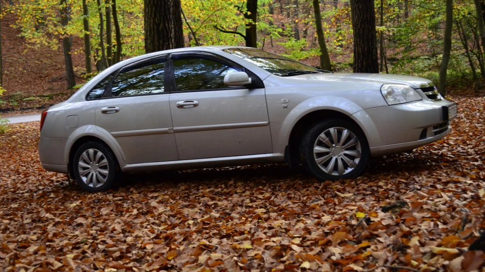 Chevrolet Lacetti 5