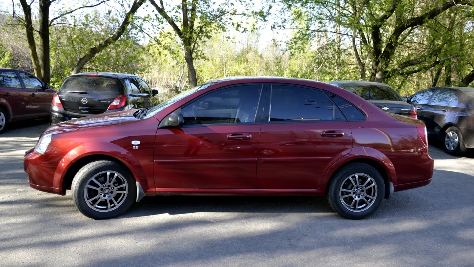 Chevrolet Lacetti 2