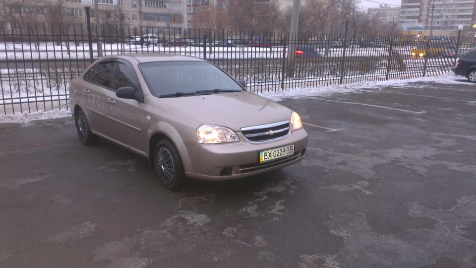 Chevrolet Lacetti 3
