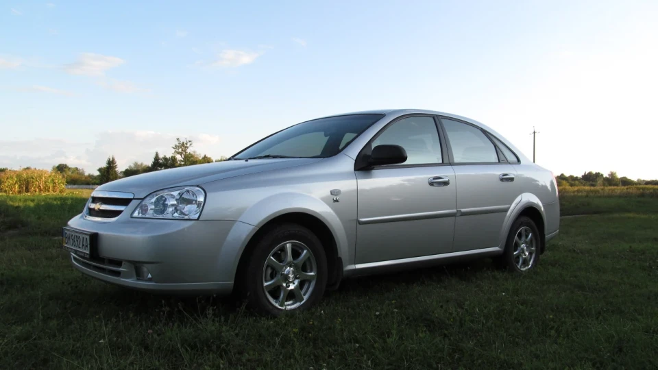 Chevrolet Lacetti 3