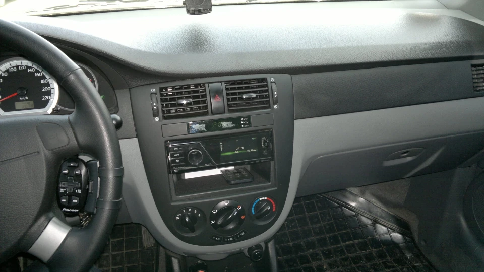 Chevrolet Lacetti 3