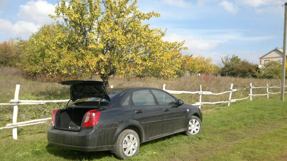 Chevrolet Lacetti 4