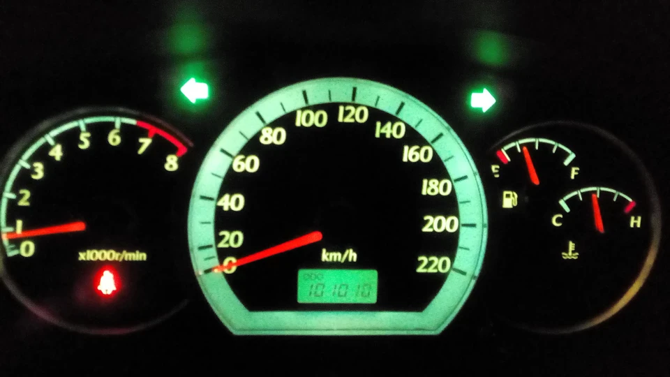 Chevrolet Lacetti 4