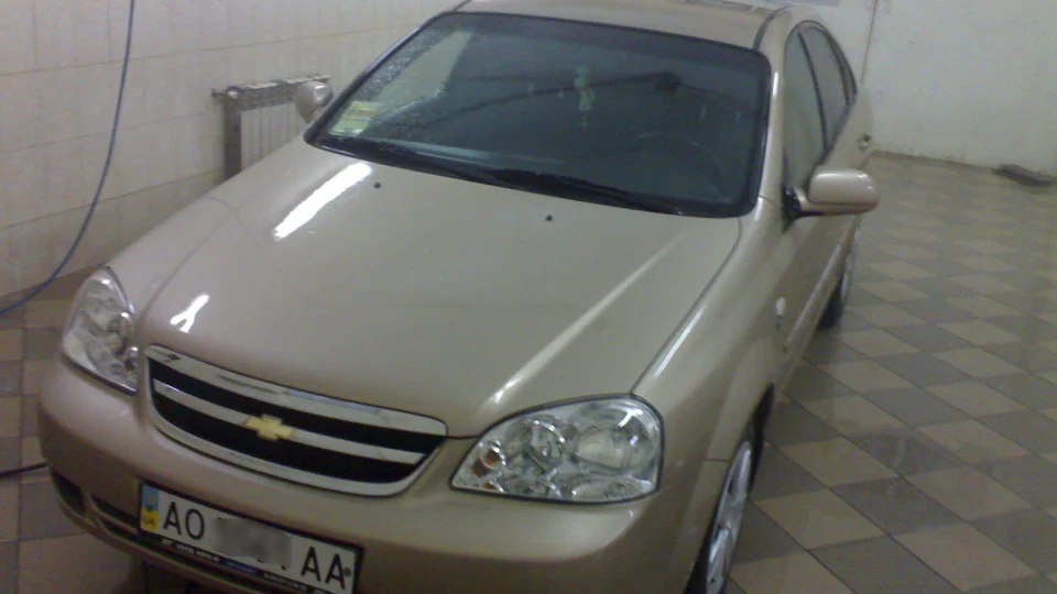 Chevrolet Lacetti 4