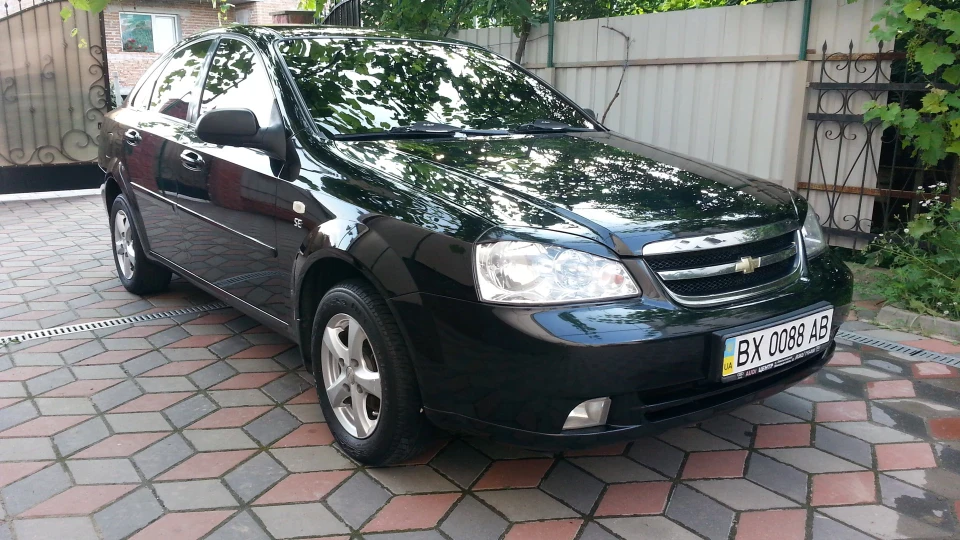 Chevrolet Lacetti 4